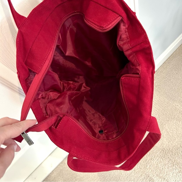 Robin Ruth Paris Red Canvas Shoulder Tote Bag Travel Zipper Pocket Souvenir - Picture 6 of 13